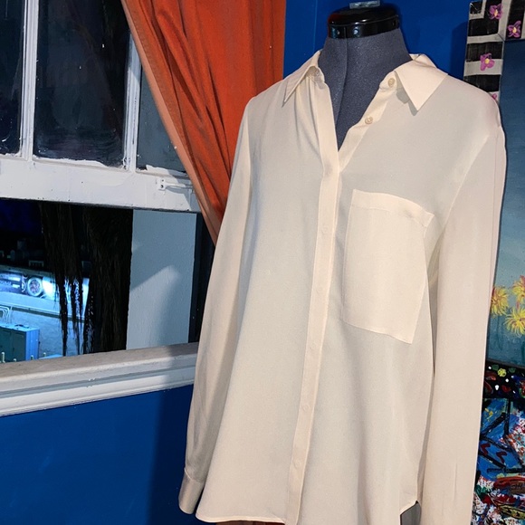Haute Hippie Tops - Haute Hippie silk button up